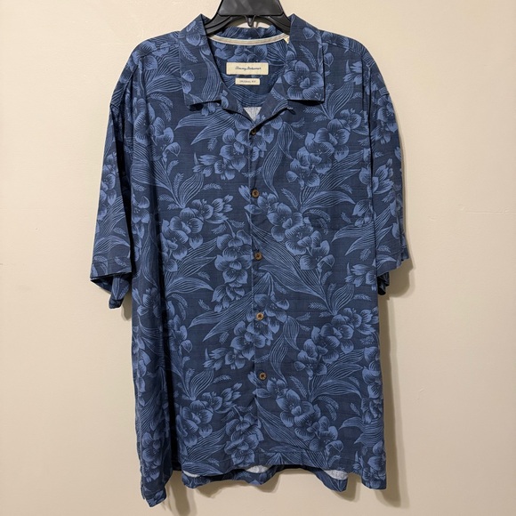 Tommy Bahama Navy Floral Men's Shirt - Picture 1 of 7
